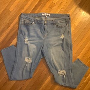 Celebrity Pink mid rise skinny jeans size 18